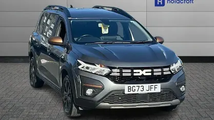 Used Dacia Jogger Extreme 110 HP (80 kW) 2023 Grey MPV
