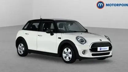 Used Mini Cooper Classic 136 HP (100 kW) 2019 White Hatchback