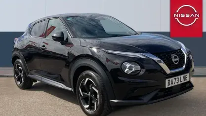 Used Nissan Juke N-Connecta 114 HP (83 kW) 2023 Black SUV