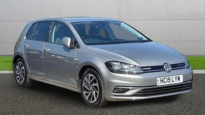 Second-hand VW Golf VII Match 131 CP (96 kW) 2019 Hatchback