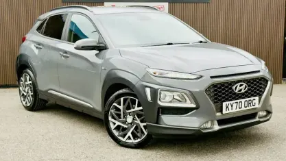 Używany Hyundai Kona Premium 141 KM (103 kW) 2020 Szary SUV