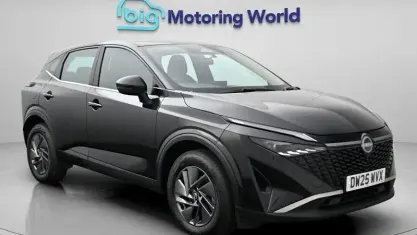 Usado Nissan Qashqai Acenta Premium 140 HP (102 kW) 2025 SUV