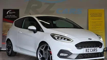 Used Ford Fiesta ST 200 HP (147 kW) 2019 White Hatchback