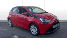 Used 2020 Toyota Aygo X-play Hatchback | £10,863 (Fair price)
