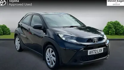 Used Toyota Aygo X PURE 72 HP (52 kW) 2022 Black SUV