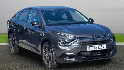 Used Citroën C4 PureTech 101 HP (74 kW) 2024 SUV