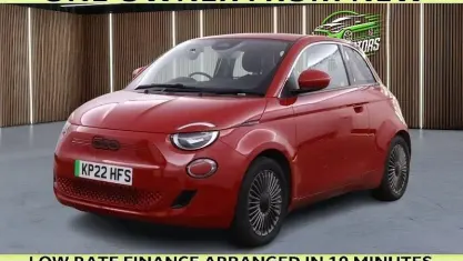 Second-hand Fiat 500e Red 86 kW (118 CP) 2026 Hatchback