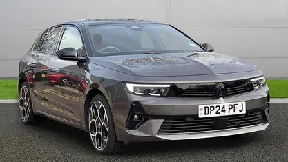 Grey Used 2024 Vauxhall Astra Ultimate Hatchback | £18,695 (Fair price)