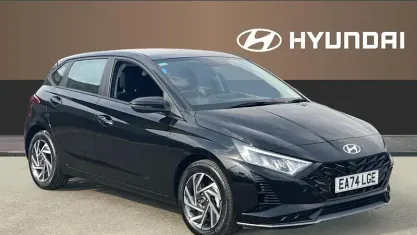 Used Hyundai i20 Advanced 101 HP (74 kW) 2025 Black Hatchback