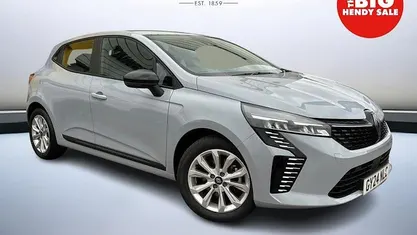 Used 2024 Renault Clio V Evolution Hatchback | £16,999 (Fair price)