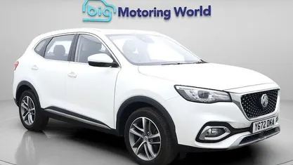 White Used 2022 MG HS Excite SUV | £13,200 (Fair price)