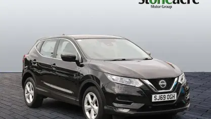 Used Nissan Qashqai Acenta Premium 116 HP (85 kW) 2020 SUV