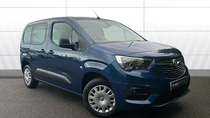 Used 2022 Vauxhall Combo Edition Estate | £15,041 (Super price)