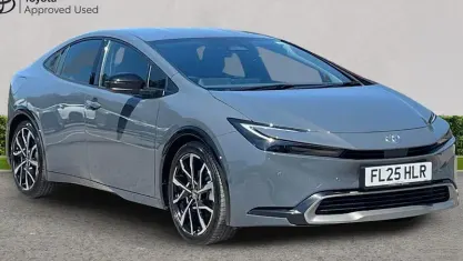 Usado Toyota Prius 223 CV (164 kW) 2025 Gris Utilitario