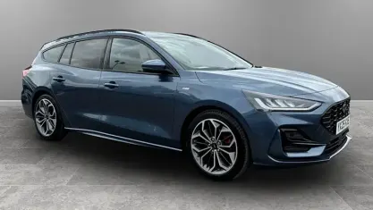 Used Ford Focus ST-Line X 155 HP (114 kW) 2025 Blue Estate