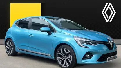 Used Renault Clio Version S 140 HP (102 kW) 2022 Hatchback