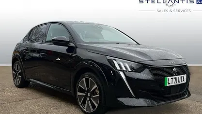 Used Peugeot e-208 Premium 100 kW (136 HP) 2022 Hatchback