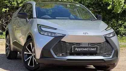 Used Toyota C-HR Design 140 HP (102 kW) 2026 SUV