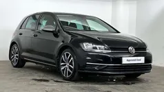 Used 2017 VW Golf VII SE Hatchback | £11,895 (Fair price)