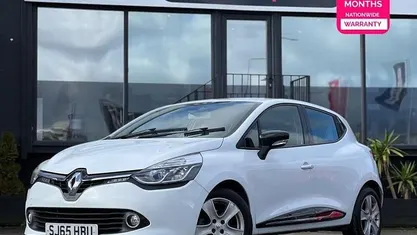 Used Renault Clio IV Dynamique 90 HP (66 kW) 2015 Hatchback