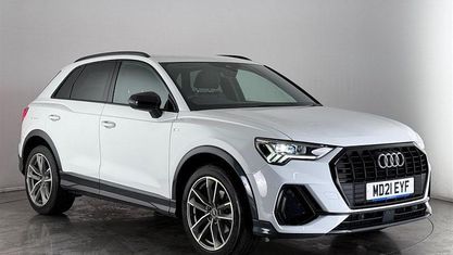 Begagnad Audi Q3 Black Edition 150 HK (110 kW) 2023 SUV