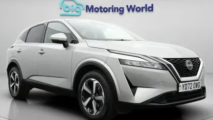 Używany Nissan Qashqai N-Connecta 140 KM (102 kW) 2022 Srebrny SUV