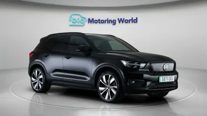 Begagnad Volvo XC40 Ultimate 300 kW (408 HK) 2021 Svart SUV