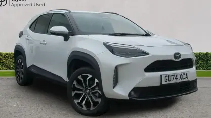 Used Toyota Yaris Cross Design 116 HP (85 kW) 2024 White SUV