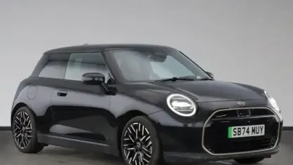 Used Mini Cooper Exclusive 135 kW (184 HP) 2025 Black Hatchback