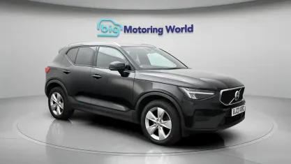 Used Volvo XC40 Core 163 HP (119 kW) 2023 Black SUV