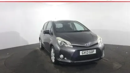 Used Toyota Yaris 101 HP (74 kW) 2013 Hatchback