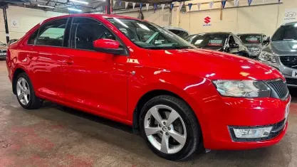 Used Skoda Rapid Elegance 105 HP (77 kW) 2014 Red Hatchback