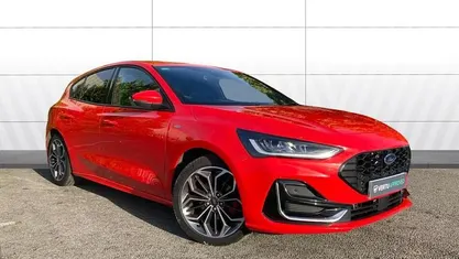 Red Used 2022 Ford Focus ST-Line Hatchback | £18,636 (Fair price)