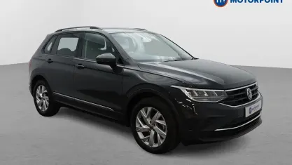 Usado VW Tiguan Life 150 HP (110 kW) 2022 Cinzento SUV