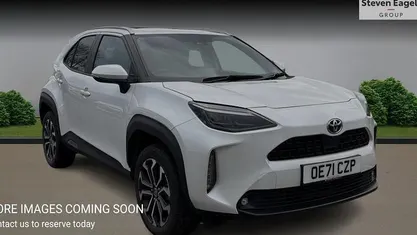 Used 2025 Toyota Yaris Hybrid Design Estate | £20,593 (Good price)