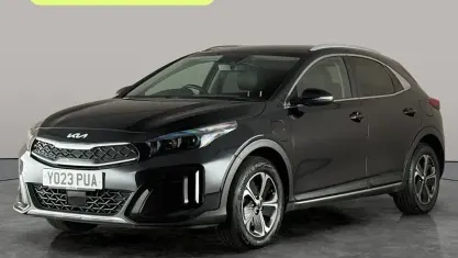 Usado Kia XCeed 141 HP (103 kW) 2023 Preto SUV