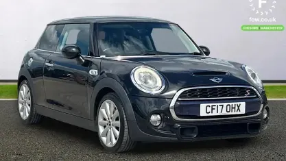 Used Mini Cooper S Chili 192 HP (141 kW) 2017 Black Hatchback