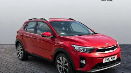 Used Kia Stonic 120 HP (88 kW) 2019 Red SUV