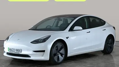 Used Tesla Model 3 Standard Range 208 kW (283 HP) 2021 White Sedan