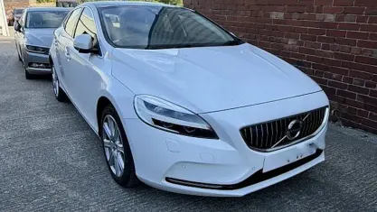 Used Volvo V40 Inscription 150 HP (110 kW) 2019 Hatchback