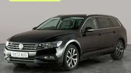 Begagnad VW Passat SEL 150 HK (110 kW) 2023 Kombi