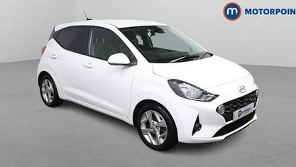 Used Hyundai i10 SE 84 HP (61 kW) 2022 White Hatchback