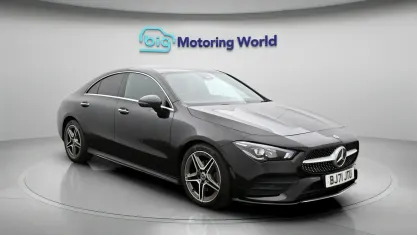 Begagnad Mercedes CLA180 AMG line 136 HK (100 kW) 2021 Svart Sedan