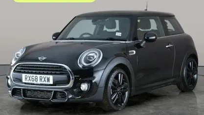 Used Mini Cooper Hatch 136 HP (100 kW) 2021 Hatchback