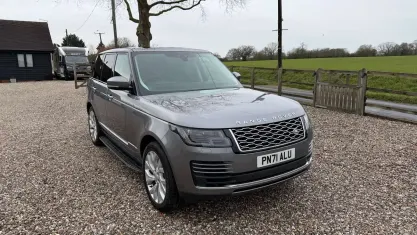 Used Land Rover Range Rover Vogue SE 300 HP (220 kW) 2021 Grey SUV