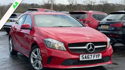 Used Mercedes A180 Executive 109 HP (80 kW) 2017 Red Hatchback