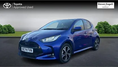 Used 2025 Toyota Yaris Hybrid Design Hatchback | £20,284 (Fair price)
