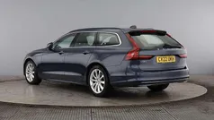 Blue Used 2022 Volvo V90 Momentum Estate | £21,995 (Good price)
