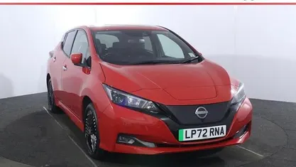 Used Nissan Leaf N-Connecta 160 kW (218 HP) 2022 Red Hatchback
