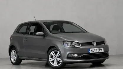 Used VW Polo Edition 60 HP (44 kW) 2017 Grey Hatchback